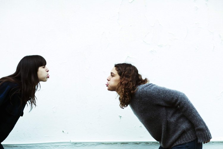 819_1_Attenberg01