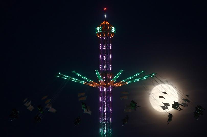 london-supermoon
